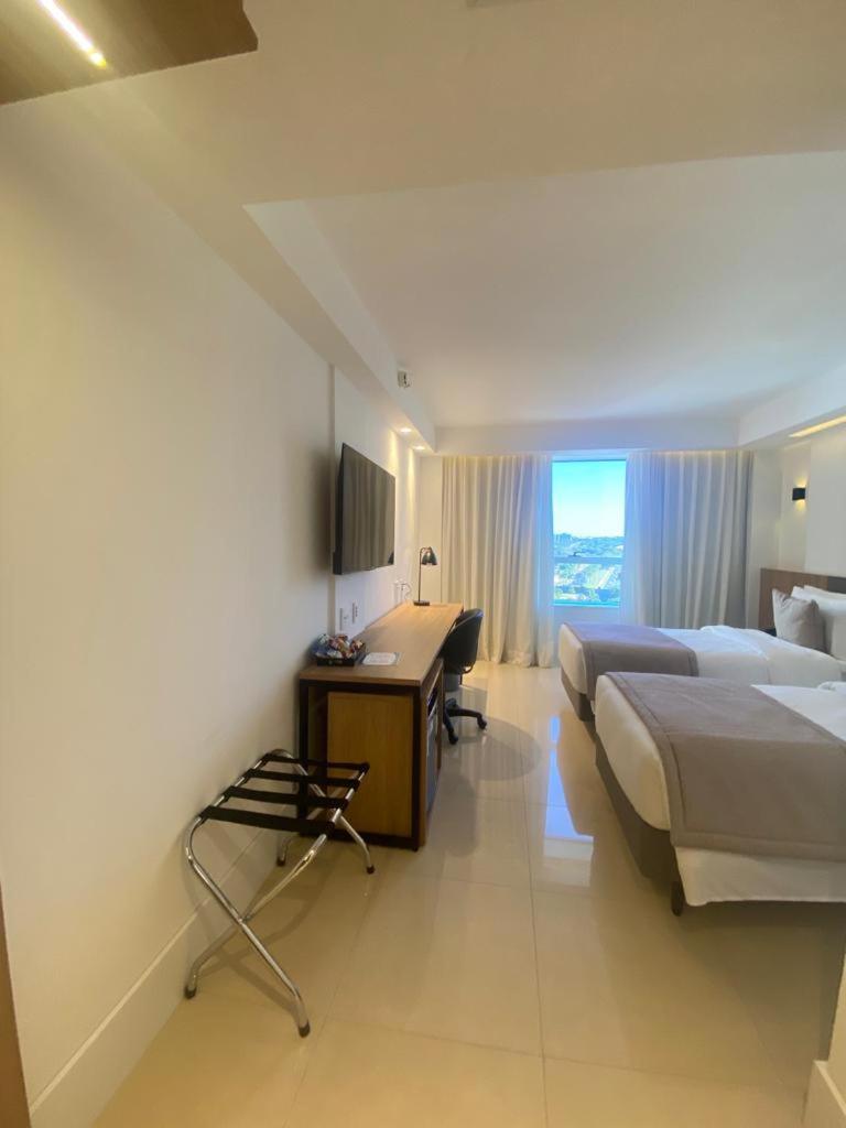Hotel Tryp By Wyndham Nacoes Brasilia