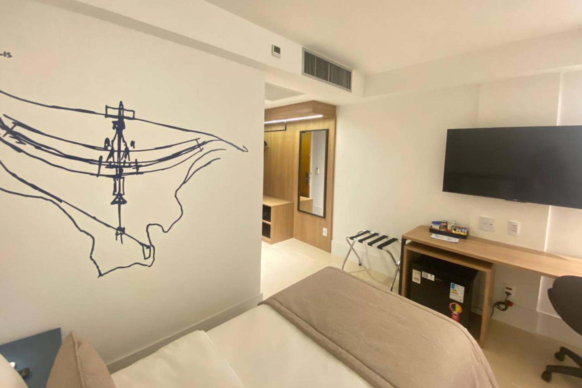 Hotel Tryp By Wyndham Nacoes 4*
